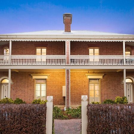 The Terraces Mudgeeアパートホテル エクステリア 写真